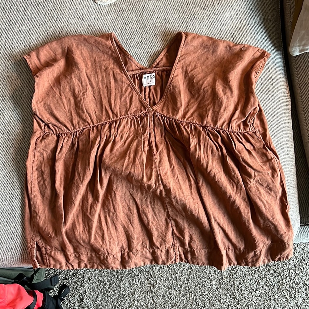 Esby - Poe top in rust. 100% linen, womens size small. Original price $130